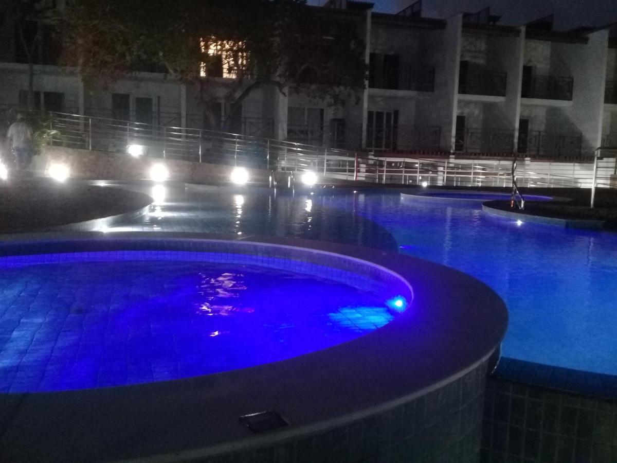 Apto. Orchidea No Ubaia 202 Apartamento *